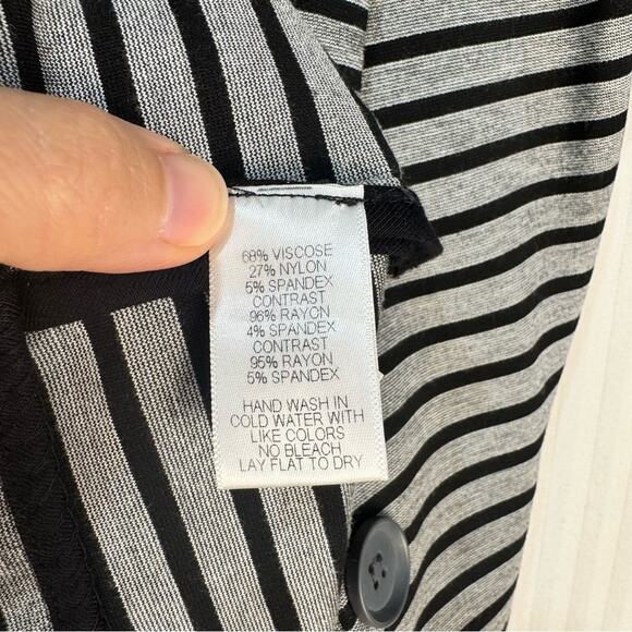 Olivia Moon Striped Black/Gray Stretch Knit Blazer Jacket Women's Size Medium - Picture 7 of 8